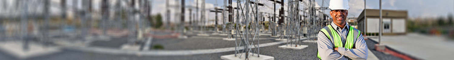 Engineer on-site representing GE's Energy Efficiency Solution for grid operations